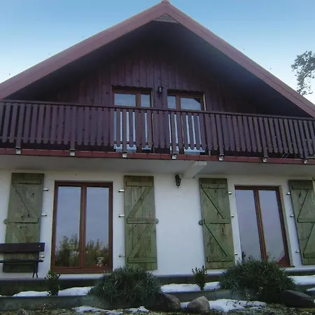 Two-bedroom Holiday In Zalewo *